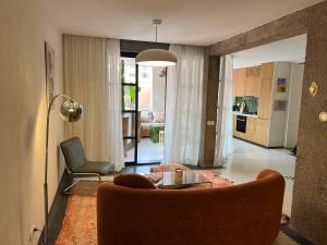 Appartement Élégant et Spacieux Près de Carré Eden