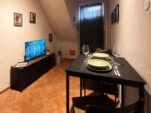 Giano Host - Famagosta