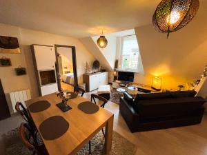 Appartements Le Petit Roswag - Parking Gratuit - Proche Gare - Commerces a proximite : photos des chambres