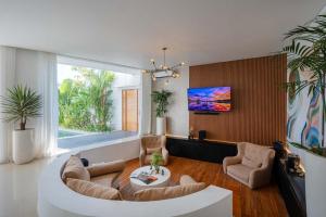 Villa Soluna Luxury 4BD Villa with Pool & Zen Vibes