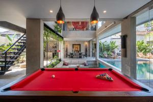 Artistic 4BD Villa with Private Pool & Jungle Vibes