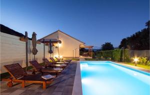 Amazing Home In Lucane With Wifi