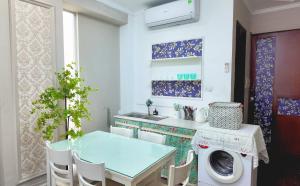 LushStay Lavish - Hanoi Train Station