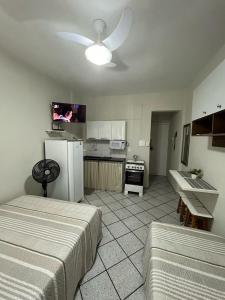 KITNET ACONCHEGANTE A 3 MINUTOS DA PRAIA