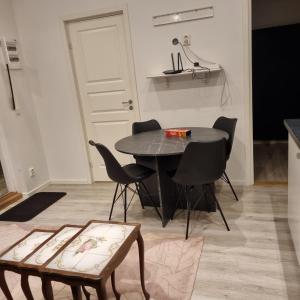 Workers & Family House Near Volvo and SKF