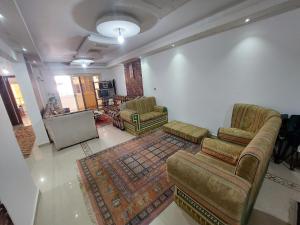 شقة160م ش اطلس العصافرة الدور8