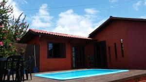 CASA de PRAIA com PISCINA em FLORIPA