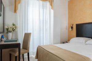 Standard Double Room room in Hotel Du Soleil