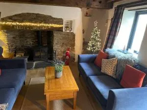 Court Cottage - cosy traditional cottage near lovely beaches - South Pool