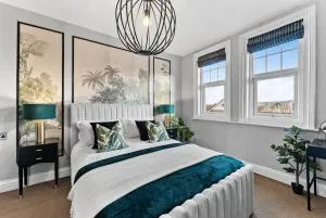 Classy 7 Bed Abode in Robin Hoods Bay With Hot-tub - 罗宾胡兹贝