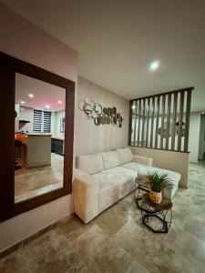 Love hotels Le boudoir suite&spa : photos des chambres