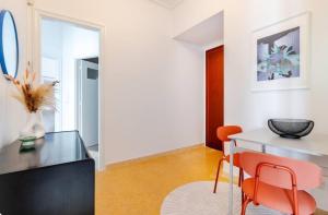 Athens City Center Gem-Acropolis View-Bright Spacious Flat