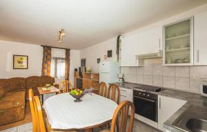 Gorgeous Apartment In Kampor With Sauna 