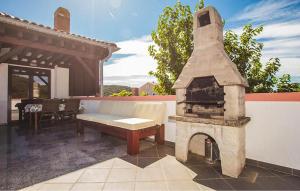 Gorgeous Apartment In Kampor With Sauna