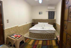 FAMILY HOUSE of ISIS