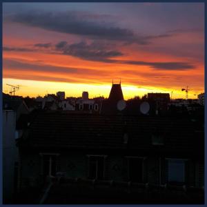 Appartements Le Clair & Spacieux - Parking - 15 min Paris : photos des chambres