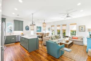 Beach Thyme by Stay on 30A- Pool, Bikes