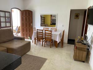 Casa por do Sol amarelo