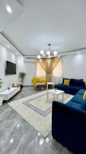 Roomy and Comfy 3BR- compound near Mall of Egypt - 法尤姆