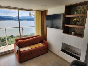 Increíble apartamento con vista panorámica al lago Sochagota