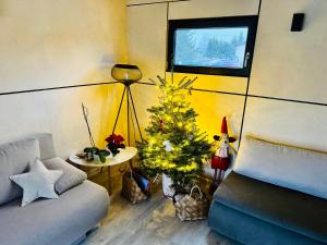 Domček pod Vežami s vírivkou a krbom, priamo pri Skibuse do Jasnej