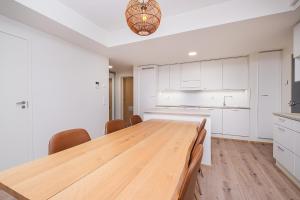 Compact 2BDR Apartment with Private Sauna