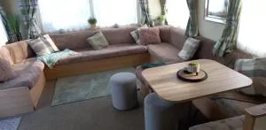 SANDY BAY STAYOVER - 阿尔恩茅斯