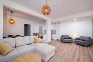 Brand New 2BDR with Private Sauna