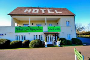 Hotels Logis Hotel Les Nympheas : photos des chambres