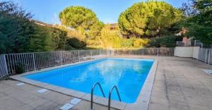 T2 Havre de paix 1 à 4 p - Parking privé - Terrasse - Piscine - Salle sport - Tennis communs