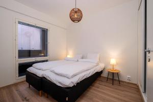 Brand New 2BDR Apartment with Private Sauna