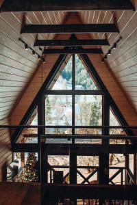 Valley Hills-котедж на схилах гір з чаном-джакузі