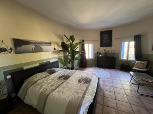 B&B / Chambres d'hotes Bastide du Bonheur Saint Donat : photos des chambres