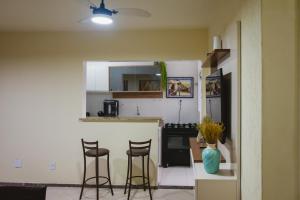 Apt Mobiliado Próximo à Orla de Atalaia