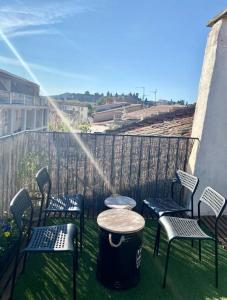 Rooftop Face à la Cité RFC