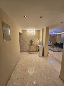 Large Luxury Loft in Rehab City