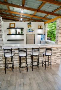 Casa Campo Familiar en Medina by drvacationsrental