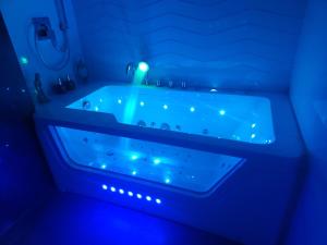 New! Warsaw Luxury Apartment with Jacuzzi and total relax - Warszawski Luksus Jacuzzi i totalny relaks!