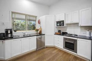 Green View Retreat Only 7 minutes to Terrigal Beach