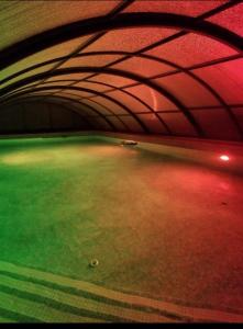 PISCINA CLIMATIZADA - todo el año- Playa de la Ñora-chimenea- barbacoa