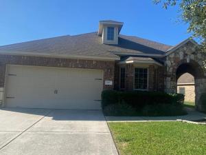 Spacious 4 Bed & 2 Bath Home in the Woodlands, TX
