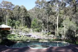 Dybara Park Holiday Cottages - Brogo