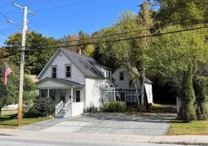 Charming Okemo Village House with Hot Tub and Short Walk to Town - Proctorsville