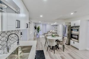 Luxurious Unit in Hyde Park