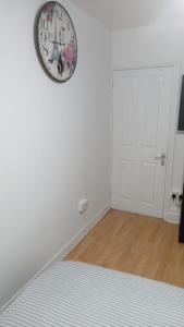 Exclusive Double Bedroom in a Gorgeous Shared Flat with Top Access