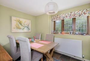 Tom Callows - Gorgeous Rural Cottage in Epwell!