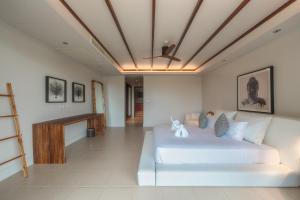 V151 Nicest Villa With The Best Views In Phuket