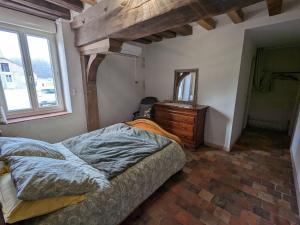 Maisons de vacances Gites modulables entre Loire et Sologne avec jardin et barbecue - FR-1-590-528 : photos des chambres