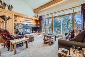 2017 Lodgepole condo
