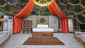 The Honey Trap - Glamping at Karuna El Nido